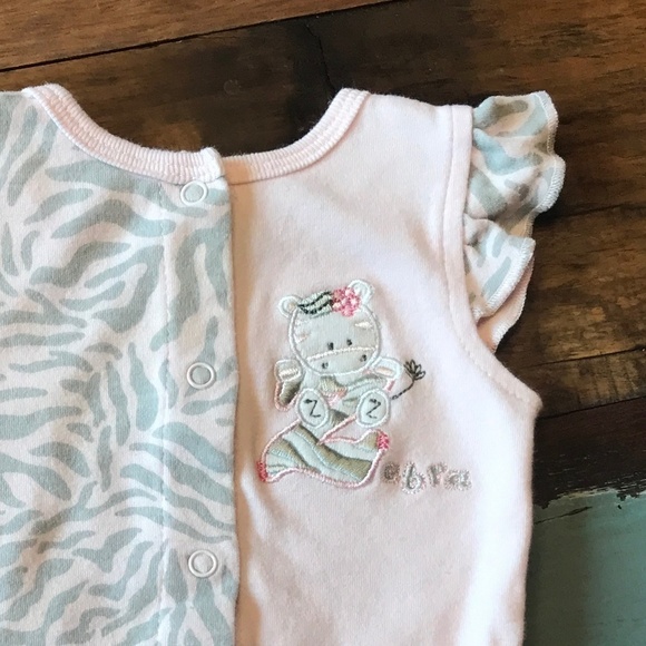 Vitamins Baby Sleeveless Onesie Baby Size 6m - Picture 1 of 7